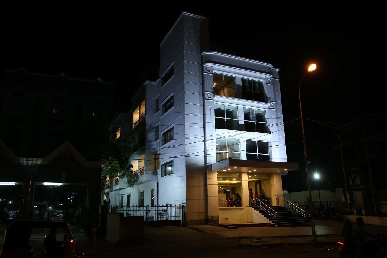 Hotel La Castle Chennai Exterior foto
